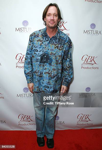 Actor Kevin Sorbo poses at the Golden Globe Gift Suite Presented by GBK Productions on January 9, 2009 in Beverly Hills, California.