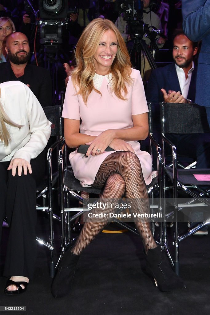 Calzedonia Legs Show