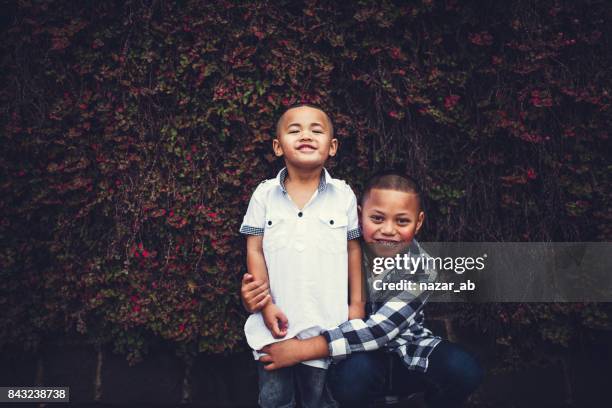 familias de nueva zelanda. - polynesian culture fotografías e imágenes de stock