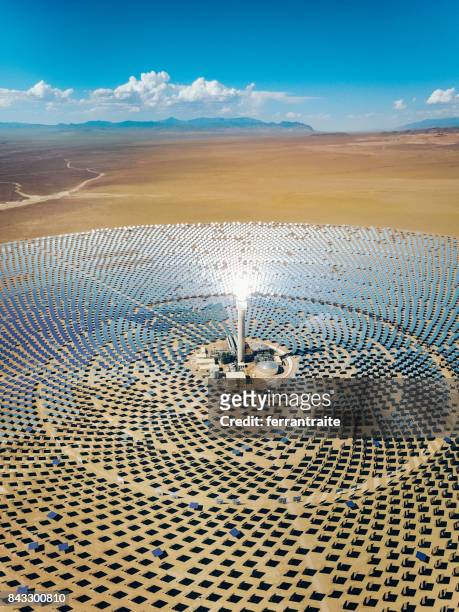 solar thermal power station - nevada stock-fotos und bilder