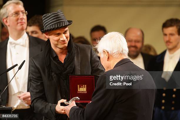 Ralf Bauer recognizes actor Joachim Fuchsberger at the Semper Opera Ball on January 16, 2009 in Dresden, Germany.