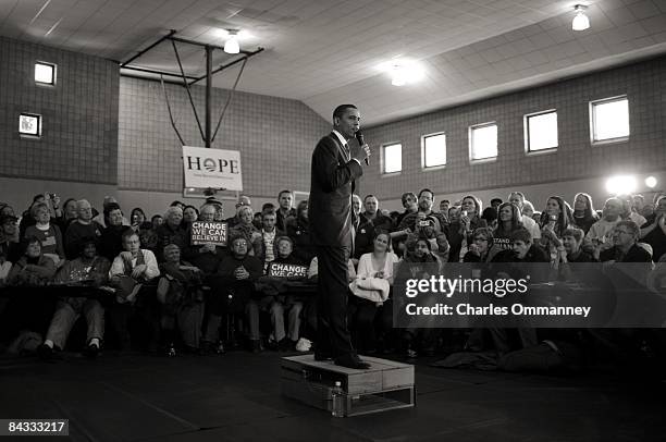 Democratic Presidential hopeful Senator Barack Obama speaks to voters from a makeshift soapbox-style podium during a rally at Friendly House...