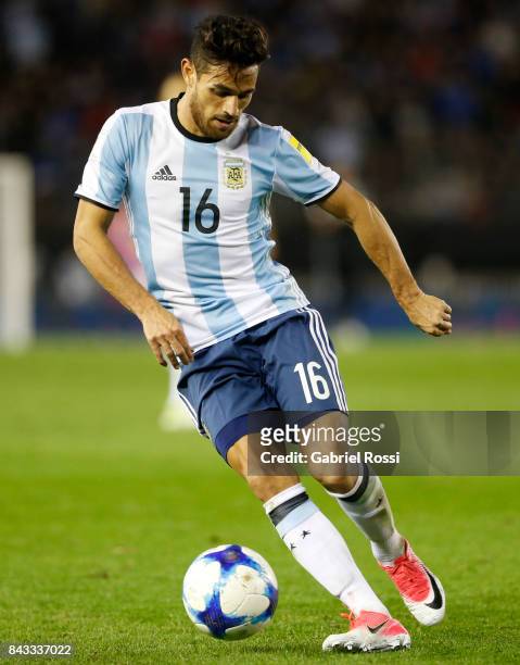 Lautaro Acosta of Argentina drives the ball during a match between Argentina and Venezuela as part of FIFA 2018 World Cup Qualifiers at Monumental...