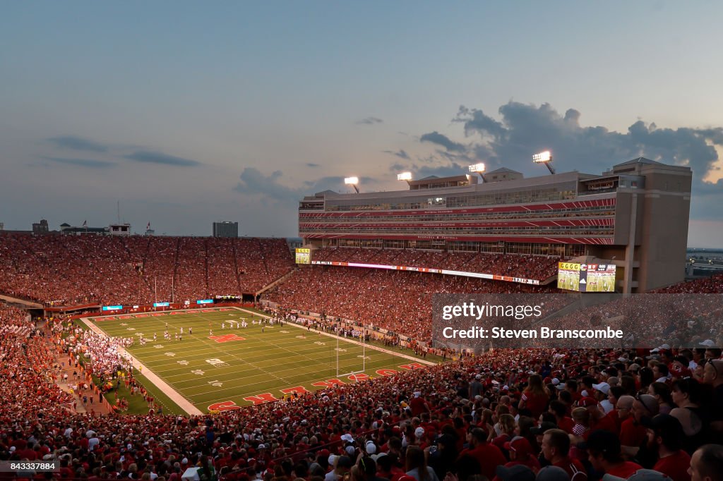 Arkansas State v Nebraska