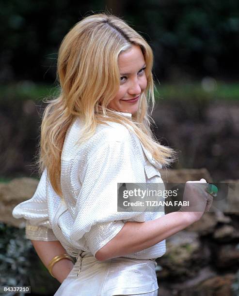 Actress Kate Hudson is pictured during a photocall of the film "Bride Wars" by film director Gary Winick in Rome on January 17, 2009. AFP PHOTO...