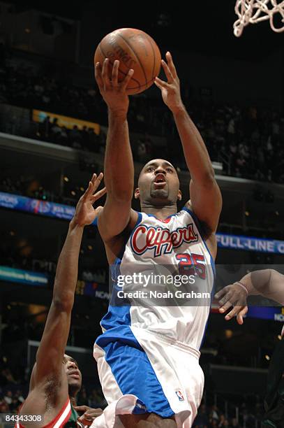Mardy Collins of the Los Angeles Clippers goes up for a layup against the Milwaukee Bucks at Staples Center on January 17, 2009 in Los Angeles,...