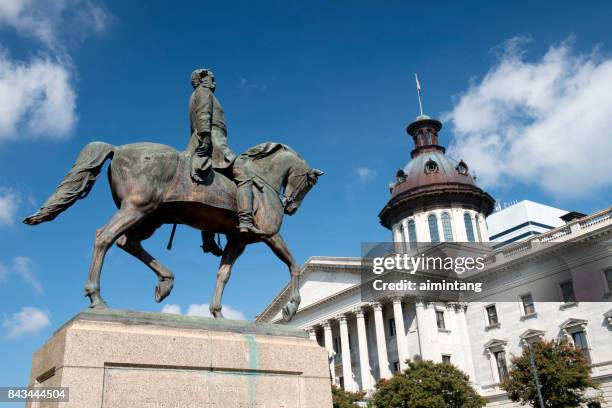 wade hampton standbeeld en south carolina state house - columbia south carolina stockfoto's en -beelden