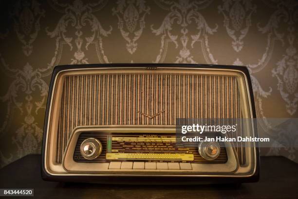 vintage radio with european radio stations - radio ストックフォトと画像