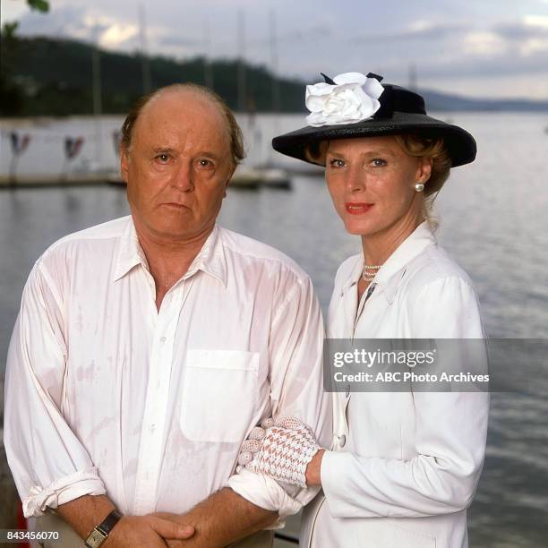 Mariette Rook Mariette Hartley Photos Photos and Premium High Res Pictures - Getty Images