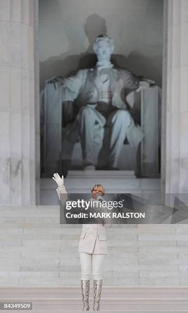 Singer Mary J. Blige performs during the 'We Are One" concert, one of the events of US president-elect Barack Obama's inauguration celebrations, at...