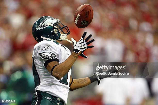 Wide receiver DeSean Jackson of the Philadelphia Eagles catches a 62-yard touchdown against the Arizona Cardinals in the fourth quarter during the...