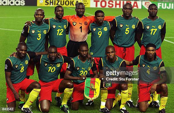 Cameroon team group taken before the FIFA World Cup Finals 2002 Group E match between Germany and Cameroon played at the Shizuoka Stadium Ecopa, in...