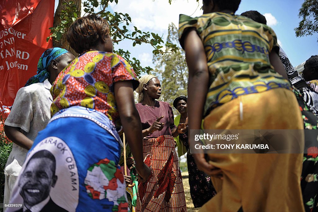 Villagers of Nyang'oma in Kogelo sing an