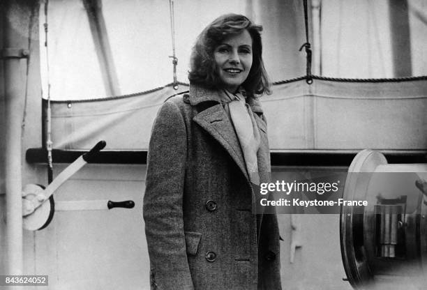 Greta Garbo à bord d'un paquebot qui la ramène en Suède, le 17 juin 1935.