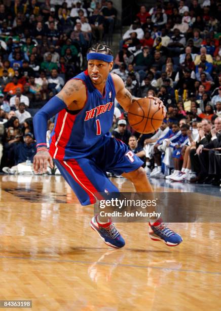 Allen Iverson of the Detroit Pistons drives down the court in a game against the Memphis Grizzlies on January 19, 2009 at FedExForum in Memphis,...