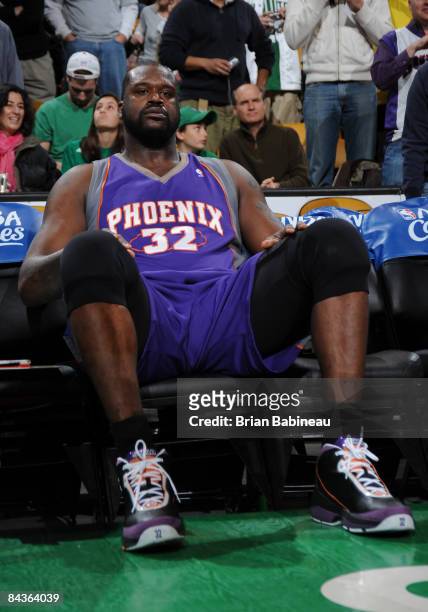 Shaquille O'Neal of the Phoenix Suns waits to get called out before the game against the Boston Celtics on January 19, 2009 at the TD Banknorth...