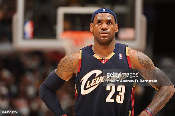 LeBron James of the Cleveland Cavaliers looks on during a game against the Los Angeles Lakers at Staples Center on January 19, 2009 in Los Angeles,...
