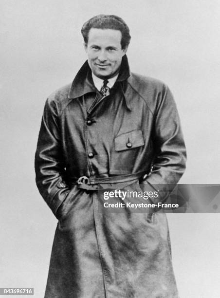 Portrait de l'aviateur Jean Mermoz en France.