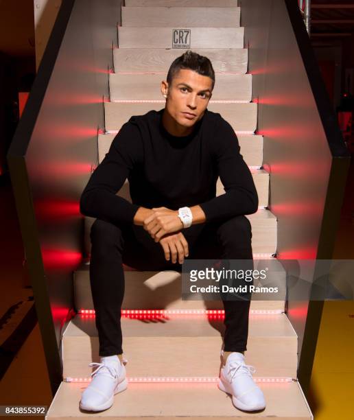 398 Cristiano Ronaldo Fashion Stock Photos, High-Res Pictures, and