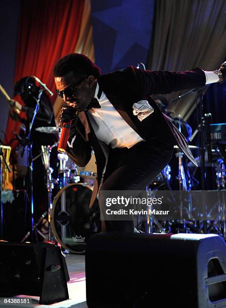 Kanye West performs at MTV and ServiceNation's "Be the Change: Live From The Inaugural Ball" at the Washington Hilton on January 20, 2009 in...