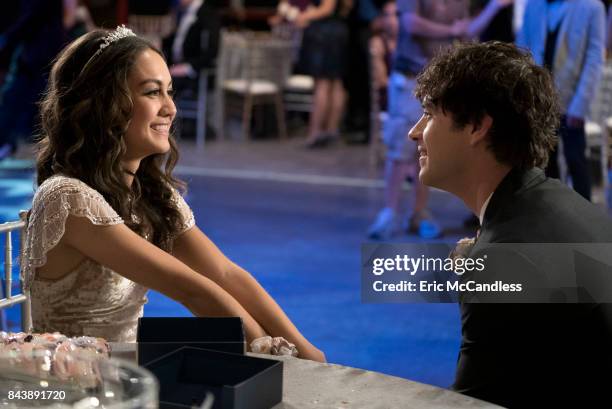 Prom - In the season 5A finale, its prom night at Anchor Beach. Graces mom has a candid conversation with Brandon, meanwhile Ximena faces a...