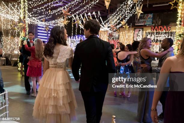 Prom - In the season 5A finale, its prom night at Anchor Beach. Graces mom has a candid conversation with Brandon, meanwhile Ximena faces a...