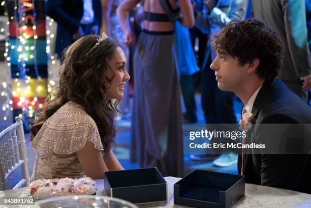 Prom - In the season 5A finale, its prom night at Anchor Beach. Graces mom has a candid conversation with Brandon, meanwhile Ximena faces a...