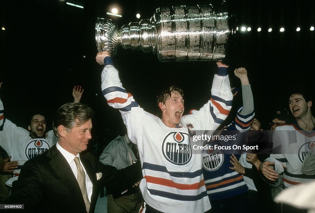 1984 Stanley Cup Finals - Game 5: New York Islanders v Edmonton Oilers