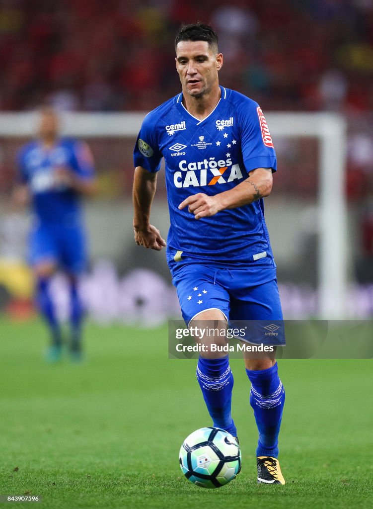 Flamengo v Cruzeiro - Copa do Brasil 2017 Finals