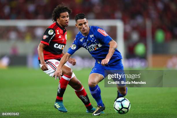 Willian Arao of Flamengo struggles for the ball with Thiago Neves of Cruzeiro during a match between Flamengo and Cruzeiro part of Copa do Brasil...