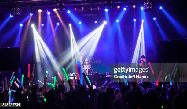 Timeflies Singer 1,252 Timeflies Photos & High Res Pictures - Getty Images