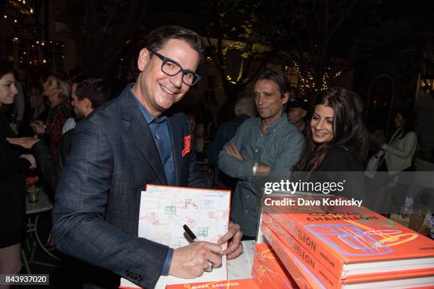Mark Addison Rdm 227 Soho Addison Stock Photos, High-Res Pictures, and Images - Getty Images