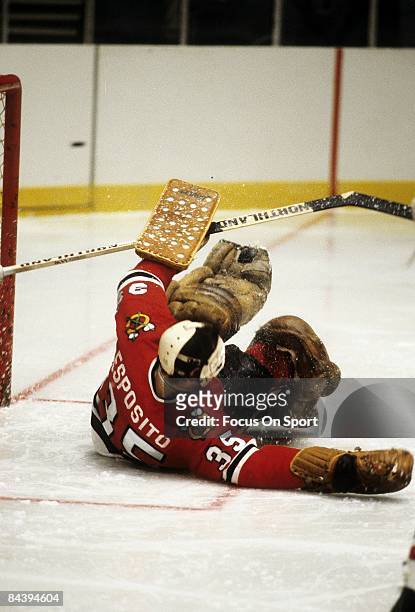 Goaltender Tony Esposito of the Chicago Blackhawks skates during an NHL Hockey game circa 1970's. Esposito played for the Blackhawks from 1969-84.