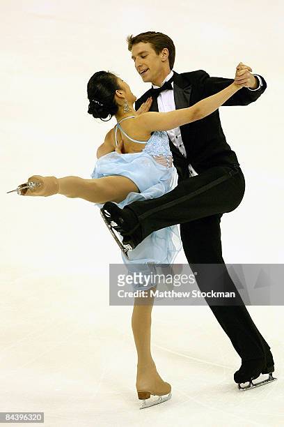 Lynn Kriengkrairut and Logan Giulietti-Schmitt compete in the Compulsory Dance during the AT&T US Figure Skating Championships at Quicken Loans Arena...
