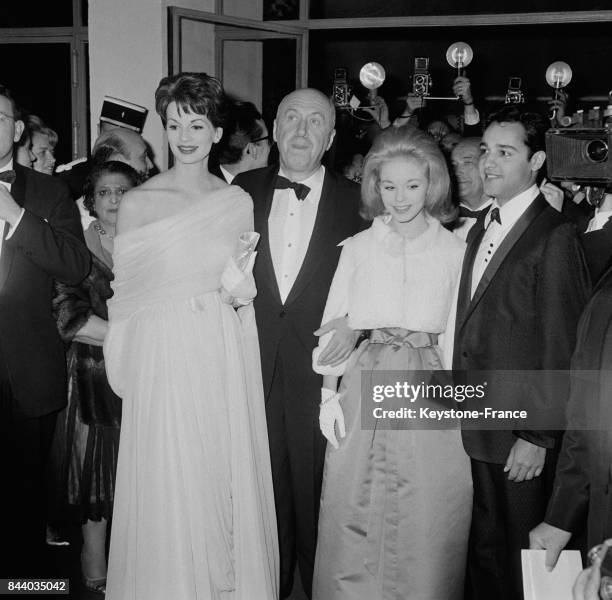 Monsieur et Madame Otto Preminger, Jill Haworth et Sal Mineo à Cannes, France en 1961.