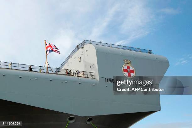 Royal Navy Future Aircraft Carrier StockFotos und Bilder Getty Images