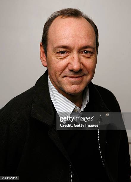 Shrink Kevin Spacey Photos and Premium High Res Pictures - Getty Images