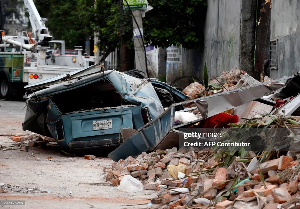 TOPSHOT-MEXICO-EARTHQUAKE