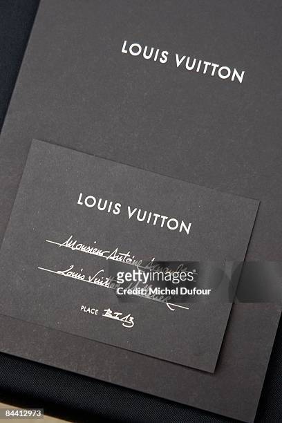 833 Fashion Show Invitation Stock Photos, High-Res Pictures, and Images -  Getty Images