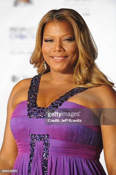 Show host Queen Latifah arrives at the 35th Annual People's Choice Awards held at the Shrine Auditorium on January 7, 2009 in Los Angeles, California.