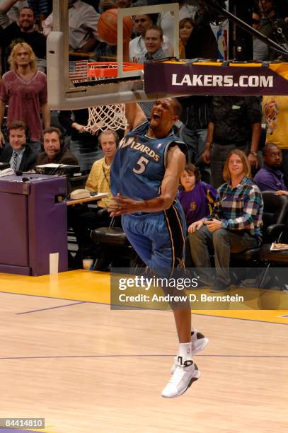 Dominic McGuire of the Washington Wizards dunks during a game against the Los Angeles Lakers at Staples Center January 22, 2009 in Los Angeles,...