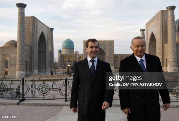 Picture taken on January 22, 2009 shows Russian President Dmitry Medvedev and Uzbek President Islam Karimov visiting a mosque in Samarkand. Medvedev,...
