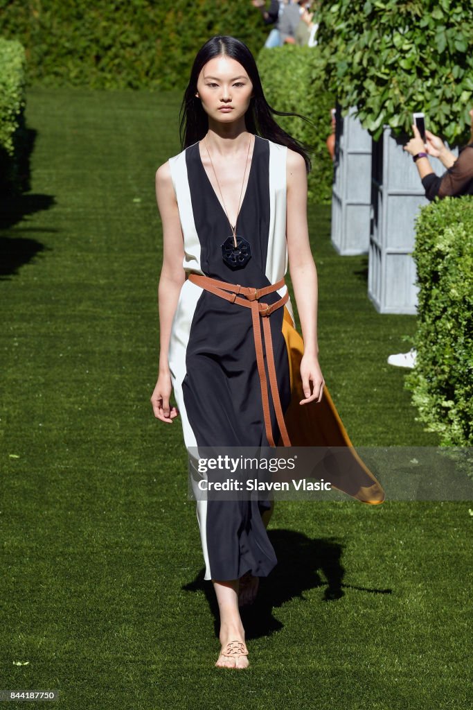 Tory Burch Spring Summer 2018 Fashion Show - Runway