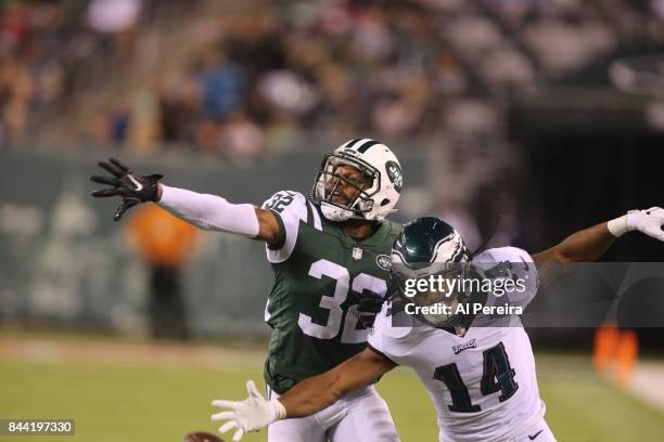 Cornerback Juston Burris of the New York Jets in action against the Philadelphia Eagles during their preseason game at MetLife Stadium on August 31,...