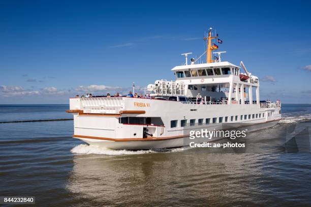 ferry at norderney - wattenmeer national park stock pictures, royalty-free photos & images