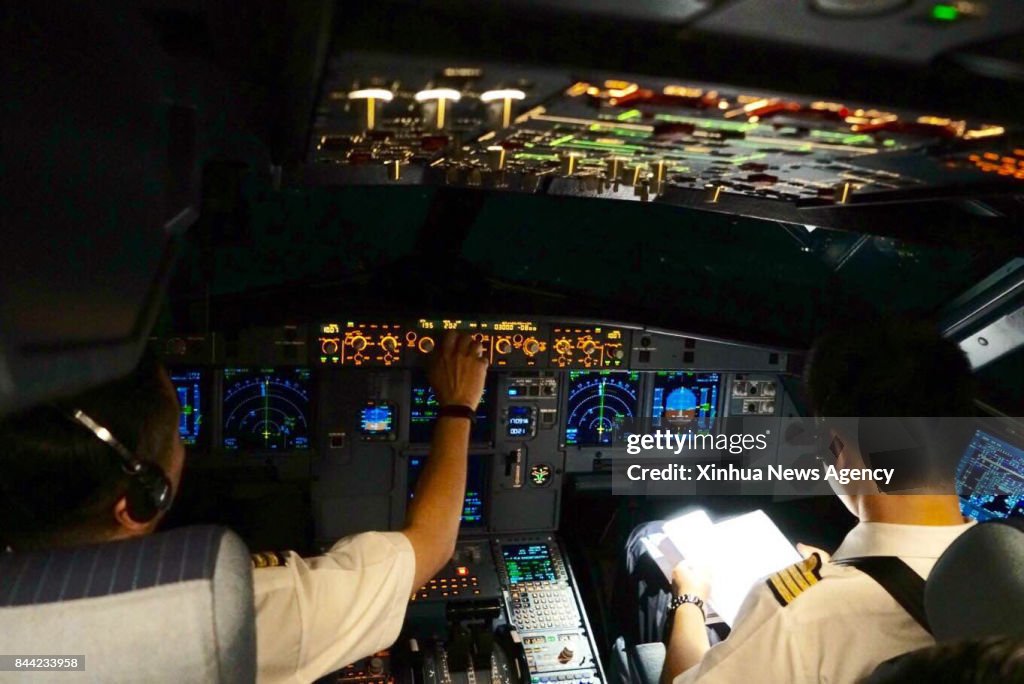 CHINA-BEIJING-AIRPORT-LOW VISIBILITY-TEST FLIGHT (CN)