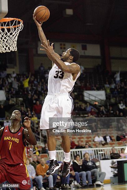Maureece Rice Louis J Tullio Arena Photos and Premium High Res Pictures - Getty Images