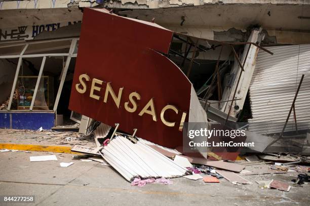 Ruined building is seen after a 8.0-magnitude earthquake hit Mexico through the southern coast of Oaxaca on September 08, 2017 in Matias Romero,...