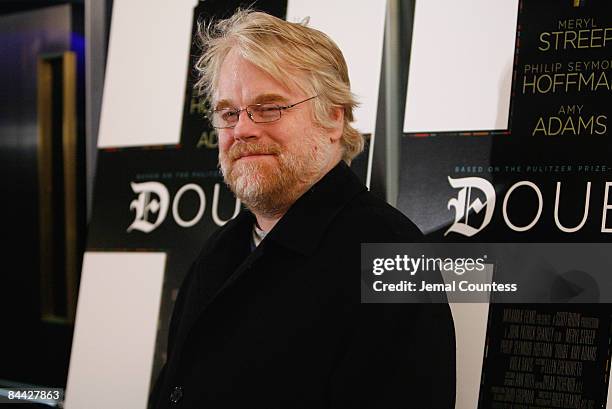 Actor Philip Seymour Hoffman attends the premiere of "Doubt" at the Paris Theater on December 7, 2008 in New York City.