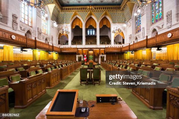 das house of commons in das kanadische parlamentsgebäude - bundesgebäude stock-fotos und bilder